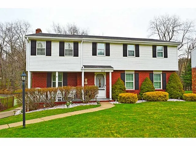 362 Trinity Dr photo 1