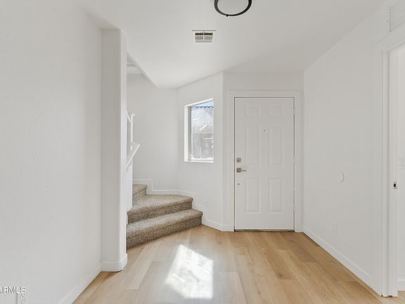 3rd image of 37260 W AMALFI Avenue