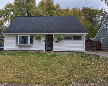 1140 Cooper Dr, Cuyahoga Falls, OH, 44221