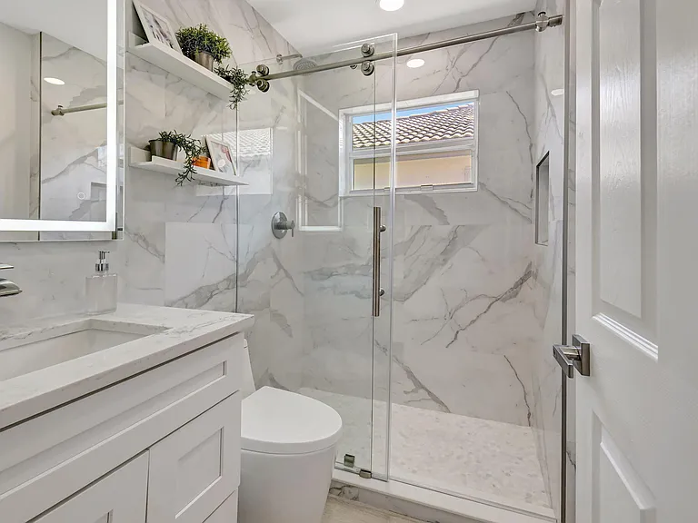 11287 Vivero Ave — Photo 20