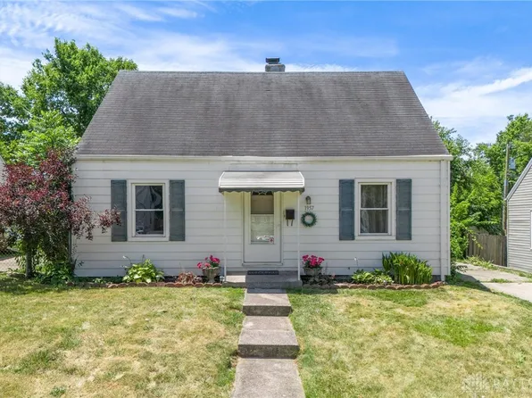 1957 E Bataan Dr, Dayton, OH 45420