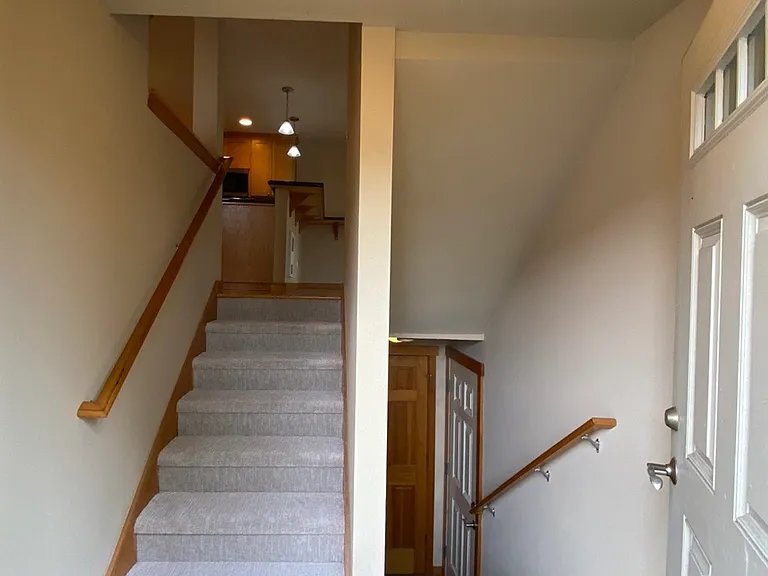 5808 Roosevelt Way NE — Photo 2