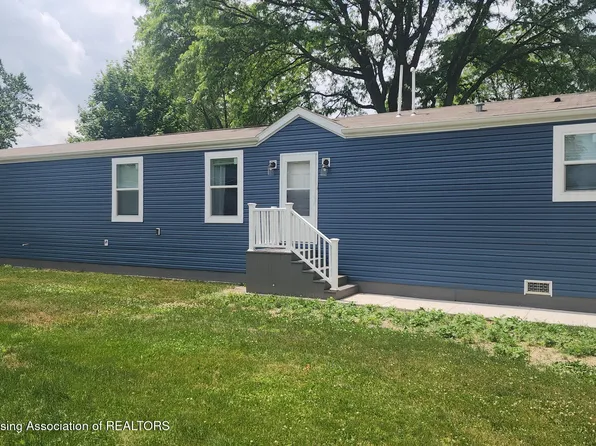 714 Mill St #60, Leslie, MI 49251