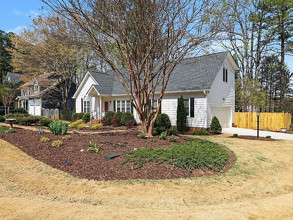 2nd image of 2616 Jasper Ln