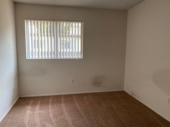 3rd image of 4455 Vision Dr APT 2