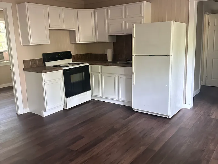 63 Smith Ln — Photo 2