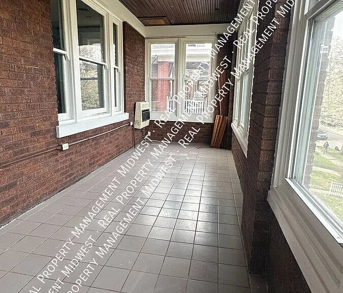 842 E Mitchell Ave #2 — Photo 5