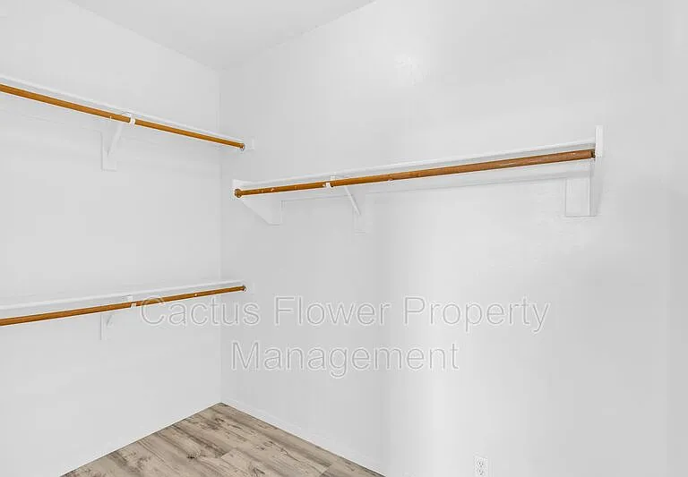 846 W Carob Dr — Photo 27