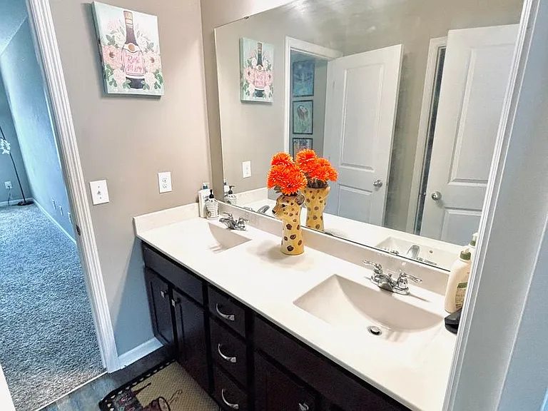 1533 Linwood Cir — Photo 28