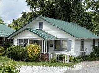 920 Greenville Hwy - 11, Hendersonville, NC 28792