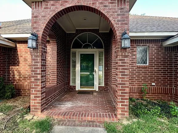 1201 Mountain Brook Dr, Norman, OK 73072