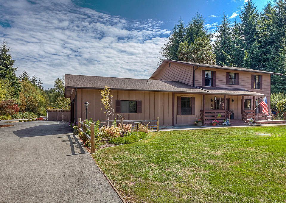 1st image of 10205 NE Kingston View Ct