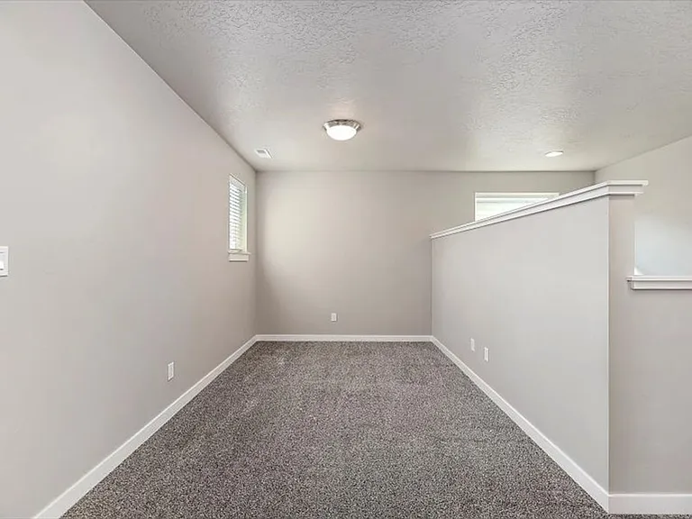 3093 N Summermoon Ave — Photo 26