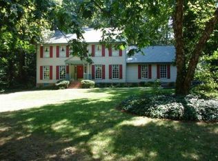 2801 Stratford Rd, Richmond, VA 23225