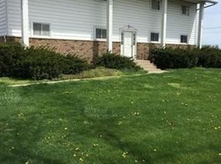 1640 W Clark St APT 1E, Rensselaer, IN 47978