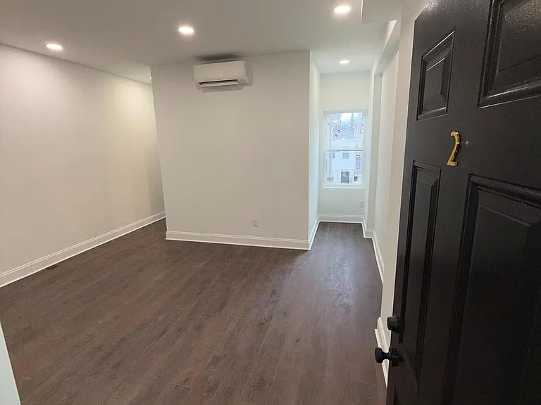 2028 Druid Hill Ave #2 — Photo 4
