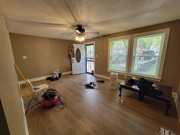 2nd image of 913 Chambliss Rd