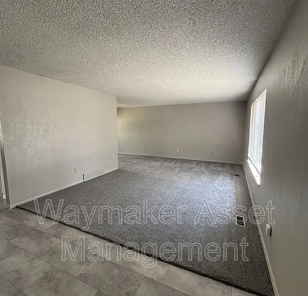 6625 Snowbird Dr — Photo 1
