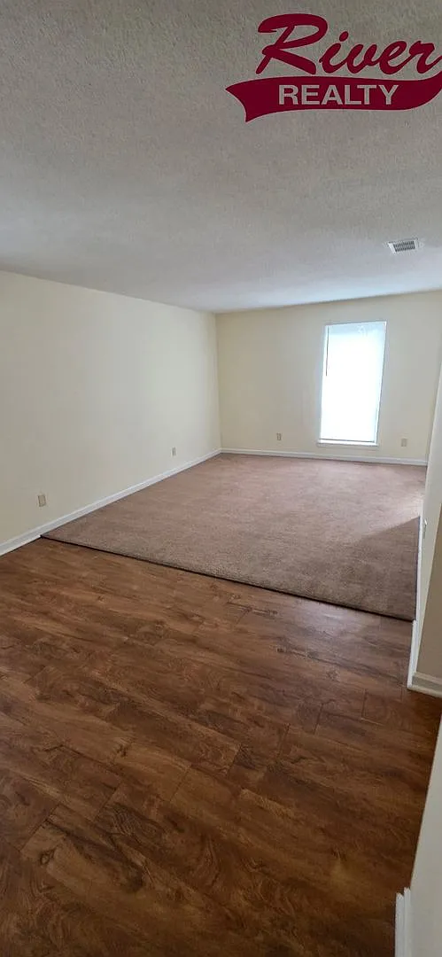 3091 Parrish Rd — Photo 2