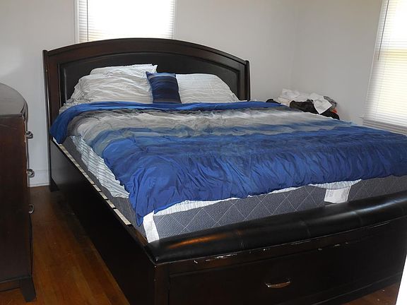 5th image of 1168 Gloria St