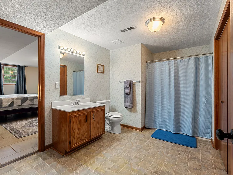 Huntington Woods Dr — Photo 15