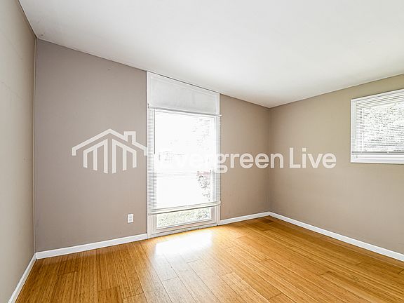 5th image of 440 Countryside Dr