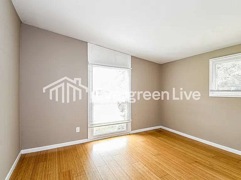 440 Countryside Dr — Photo 5