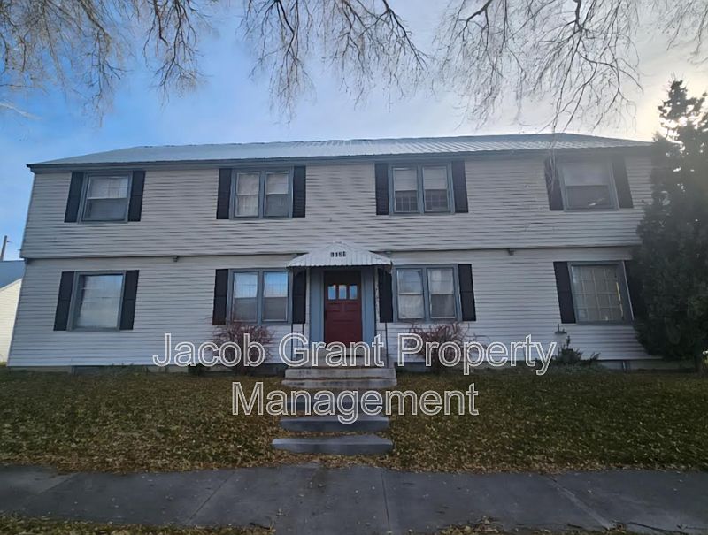 1st image of 1020 Lake Ave APT 2