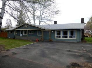 2125 SW 23rd St, Redmond, OR 97756