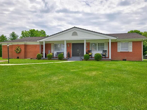 212 W 3rd St, Hardinsburg, KY 40143