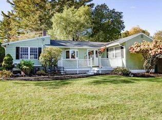 11 Curtis Ave, Middleton, MA 01949