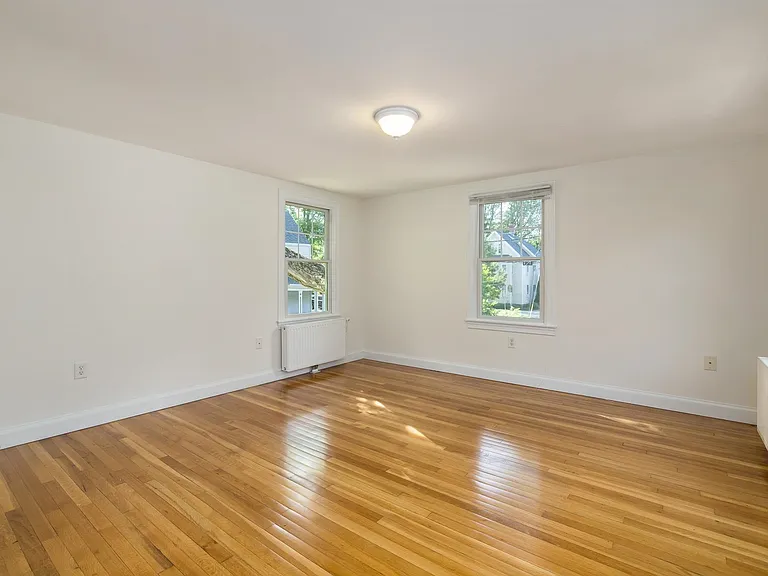 272 South St — Photo 18