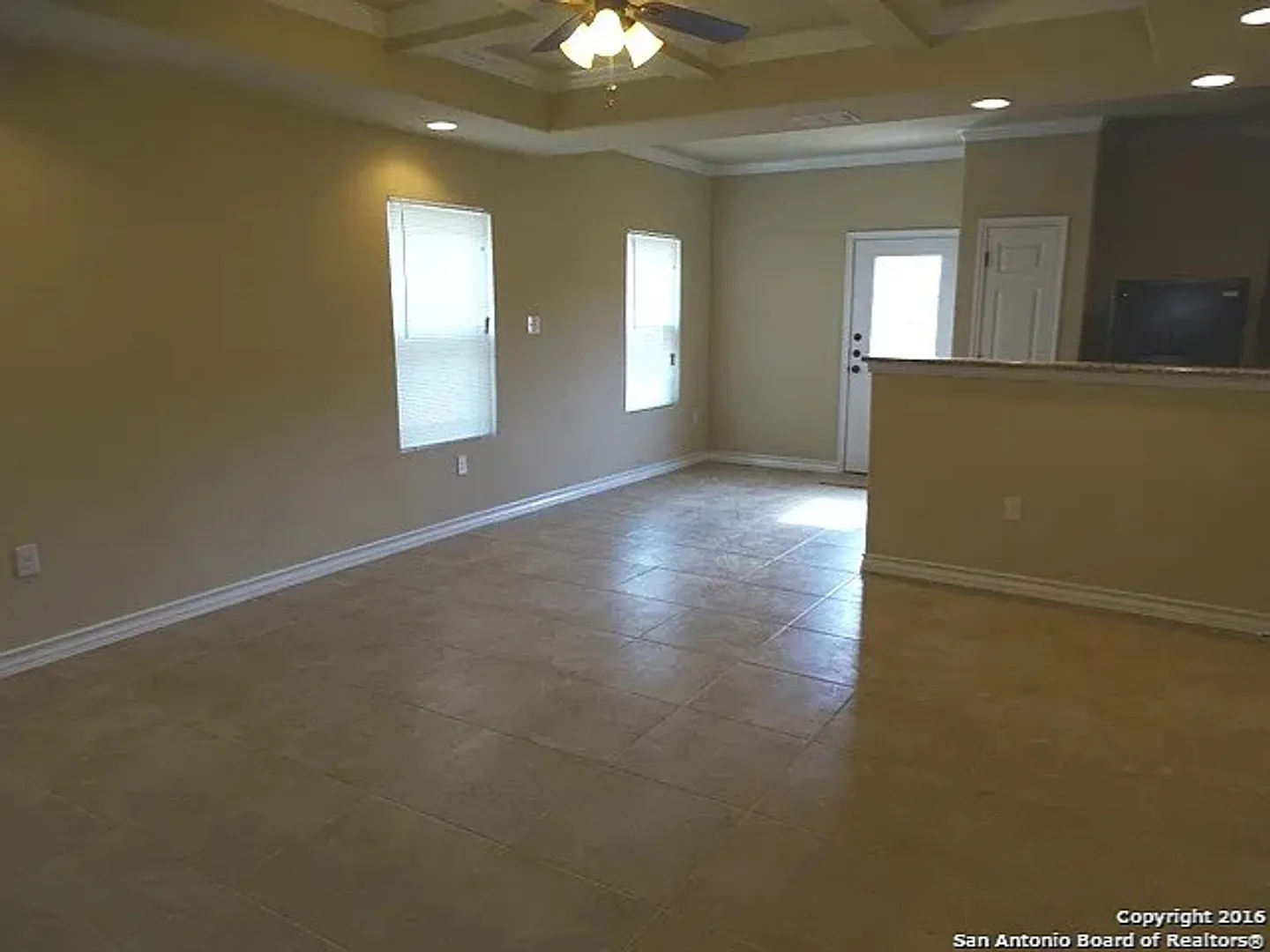 Charming 3BR/2.5BA Near Randolph AFB & Ft. Sam Houston — Photo 4