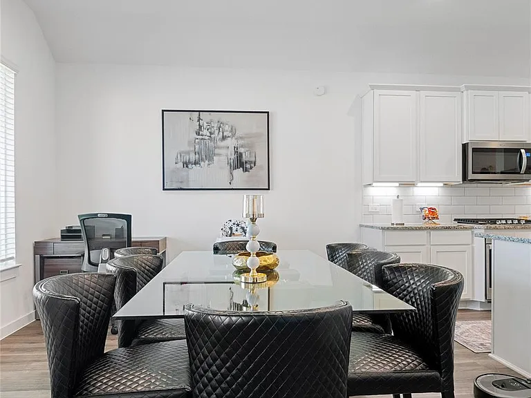 1604 Daylight Lake Dr — Photo 8