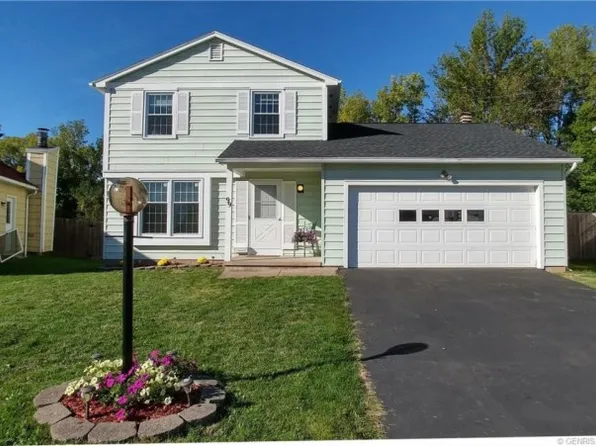 99 Brightwoods Ln, Rochester, NY 14623