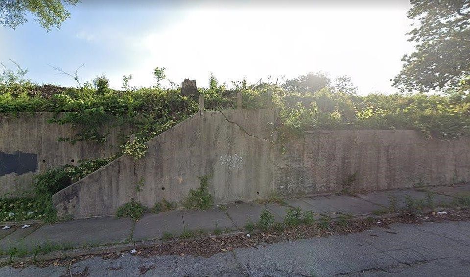 1st image of 735 Mississippi Blvd #43