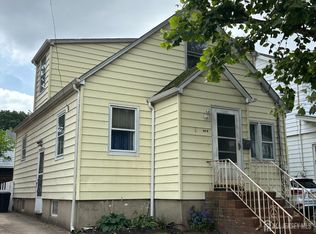 88B Lowell St, Carteret, NJ