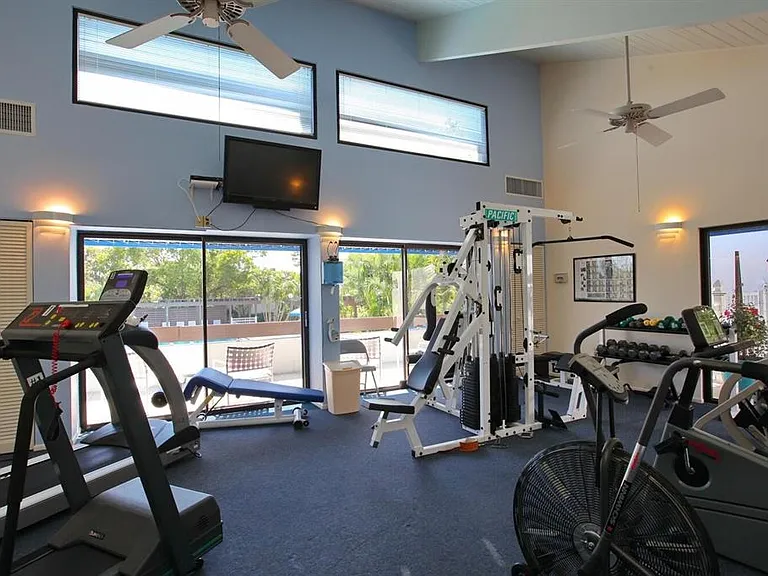 840 Bayport Way #840 — Photo 31
