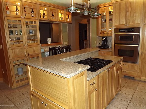 5th image of 6266 Omara Dr