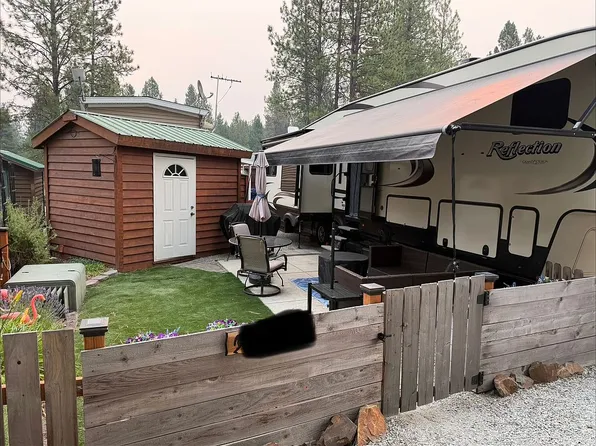 219 Tall Pine Loop N #59, Usk, WA 99180