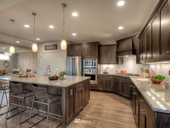 3rd image of 13856 La Vinge Court NE #8