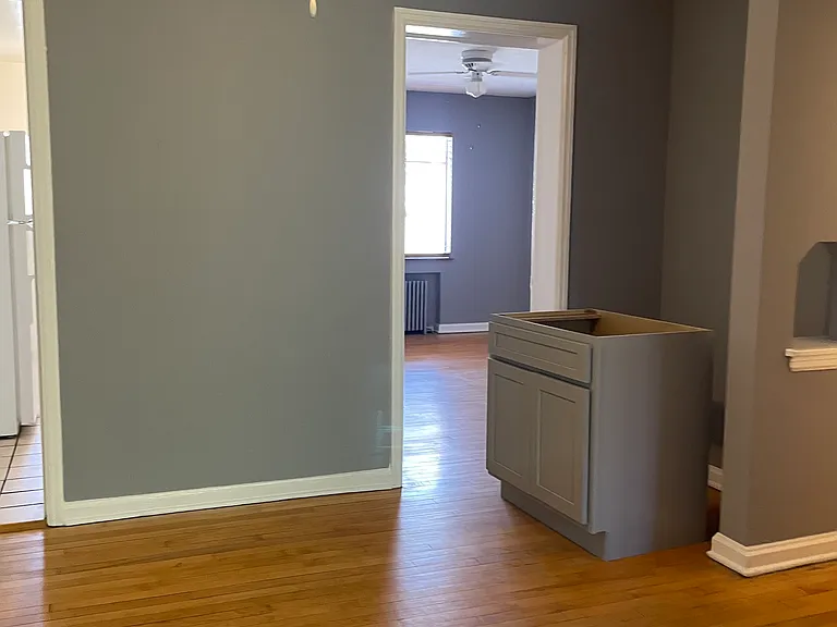 1375 N Pearl St #8 — Photo 5