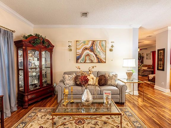 4th image of 1327 Rest St SW