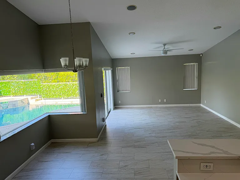 4863 Chardonnay Dr — Photo 19