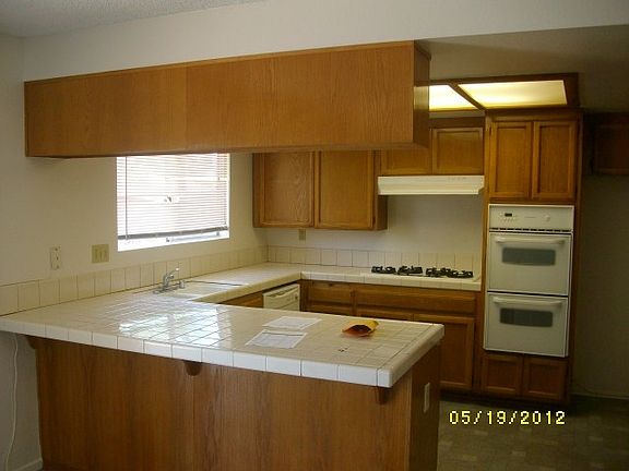 4th image of 40900 Reden Ct