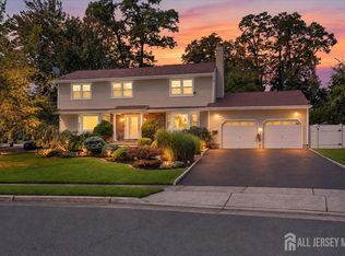 1 Cherry Ln, East Brunswick, NJ 08816