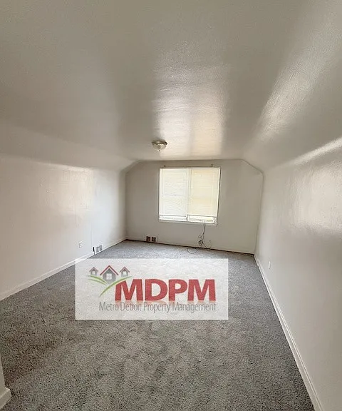 12809 Kilbourne St — Photo 7