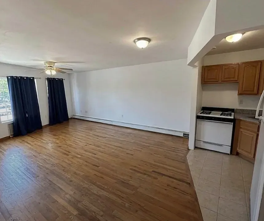 222-17 N Conduit Ave #2F
