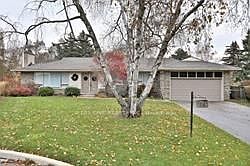1st image of 12 King Maple Pl