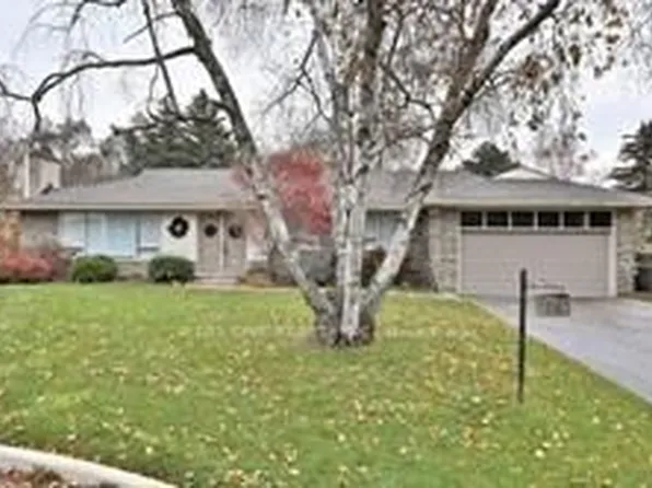 12 King Maple Pl, Toronto, ON M2K 1X6